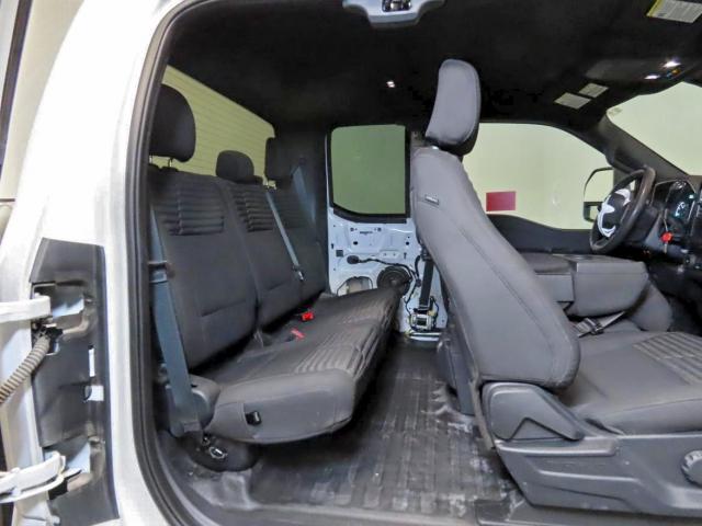 Ford F-150 Super Cab Image 5