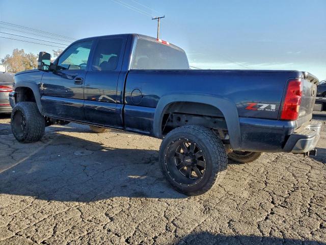 Chevrolet Silverado K1500 Image 5