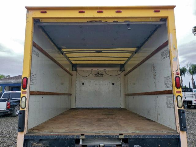 GMC Savana Cutaway G3500 Image 12