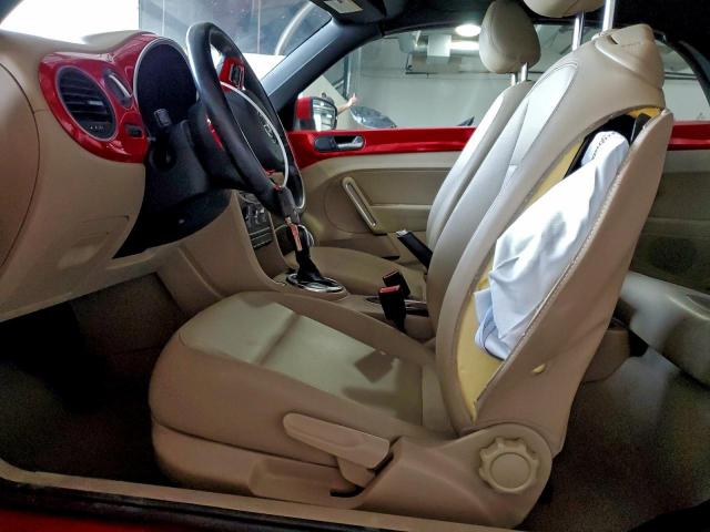 Volkswagen Beetle Image 7