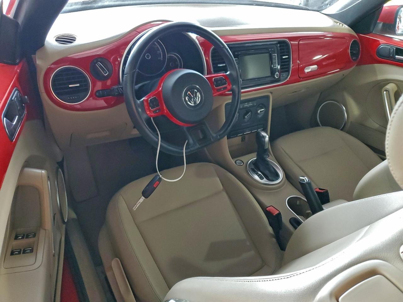 Volkswagen Beetle Image 9