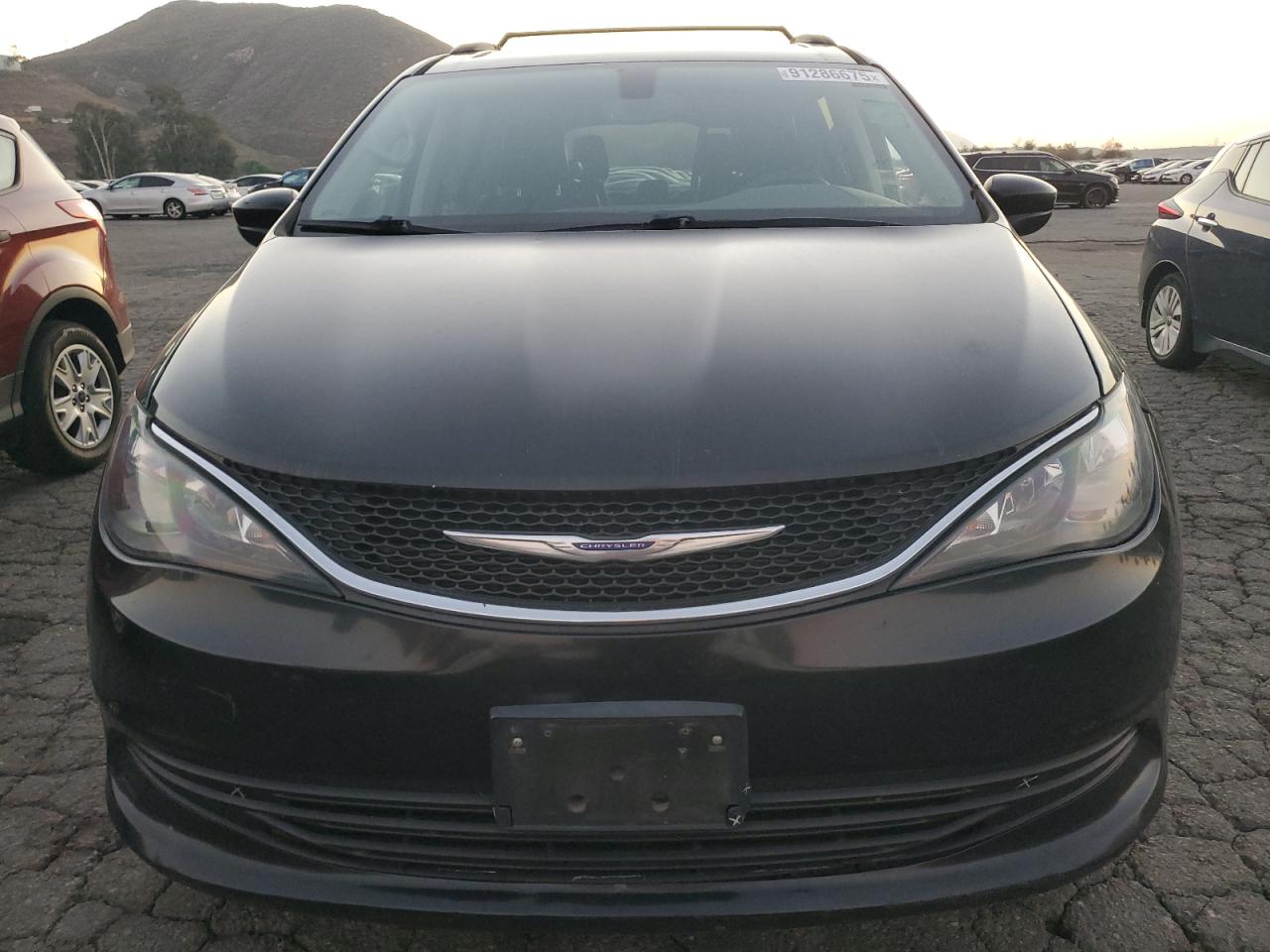 Chrysler Minivan Lxi Image 5