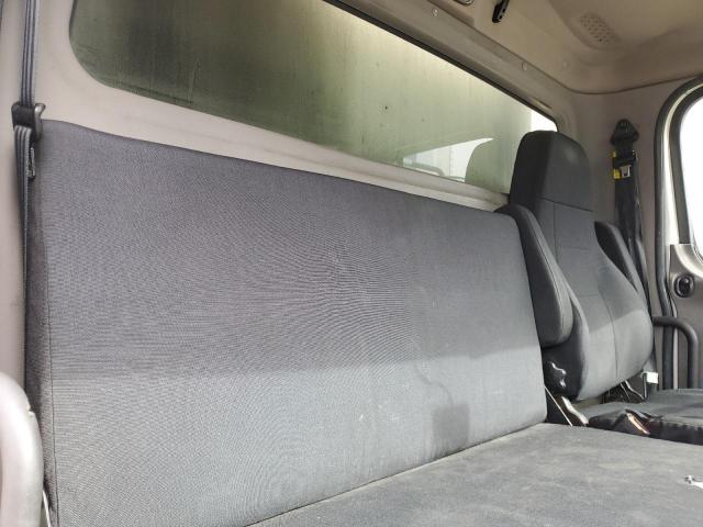 Freightliner M2 106 Medium Duty Image 9