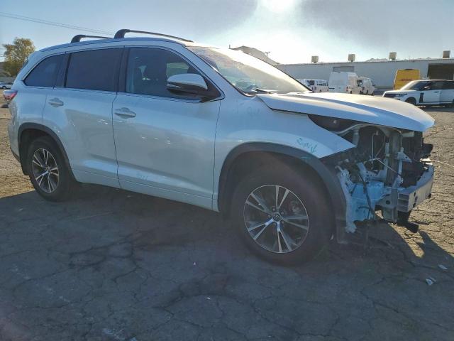 Toyota Highlander Xle Image 4