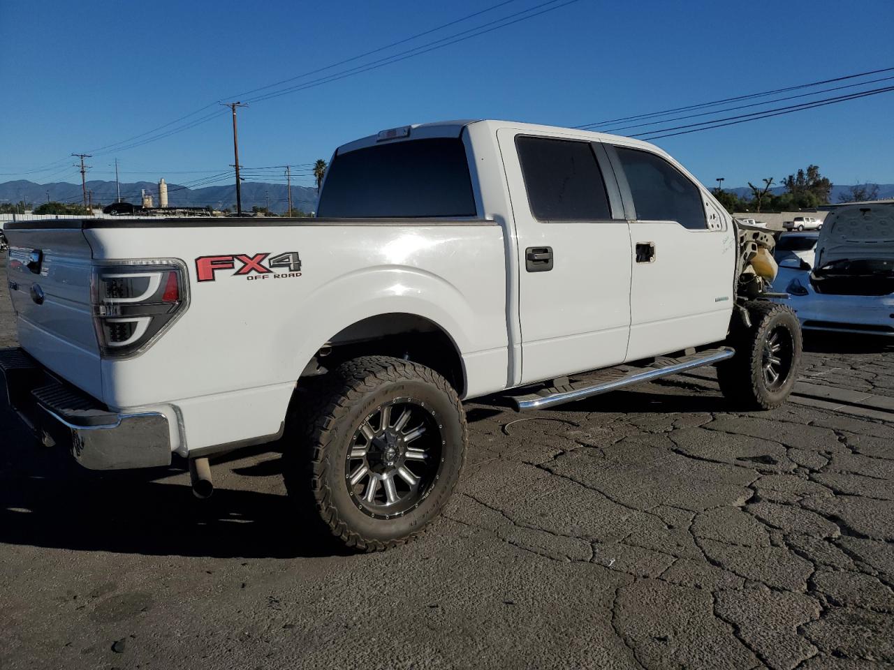 Ford F-150 Supercrew Image 2