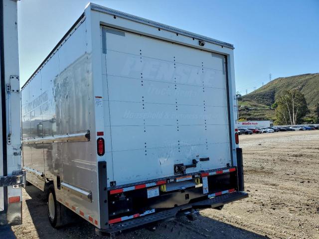 Ford Econoline E350 Super Duty Cutaway Van Image 2