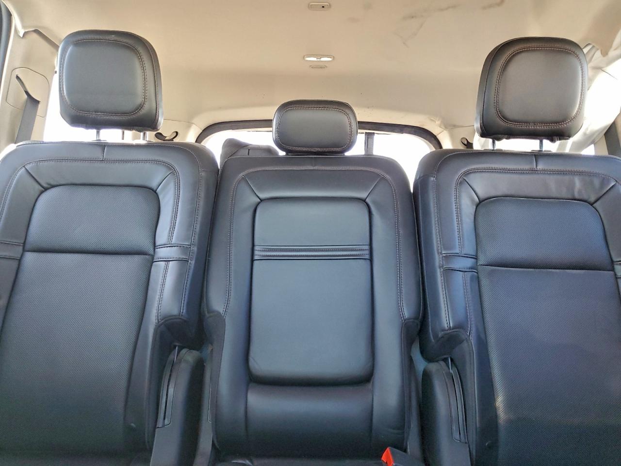 Lincoln Aviator Reserve Image 12