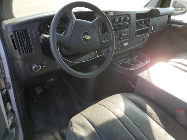 Chevrolet Express Image 12