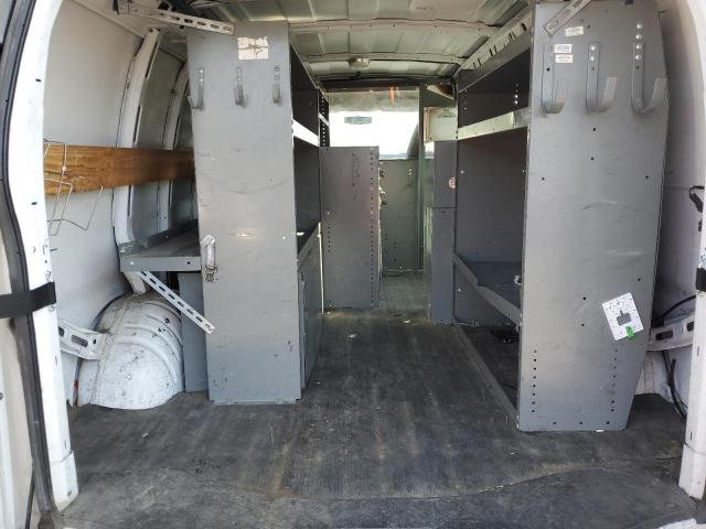 Chevrolet Express Image 7