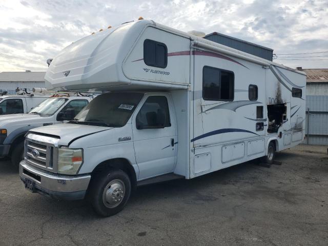 Ford Econoline E450 Super Duty Cutaway Van Image 6