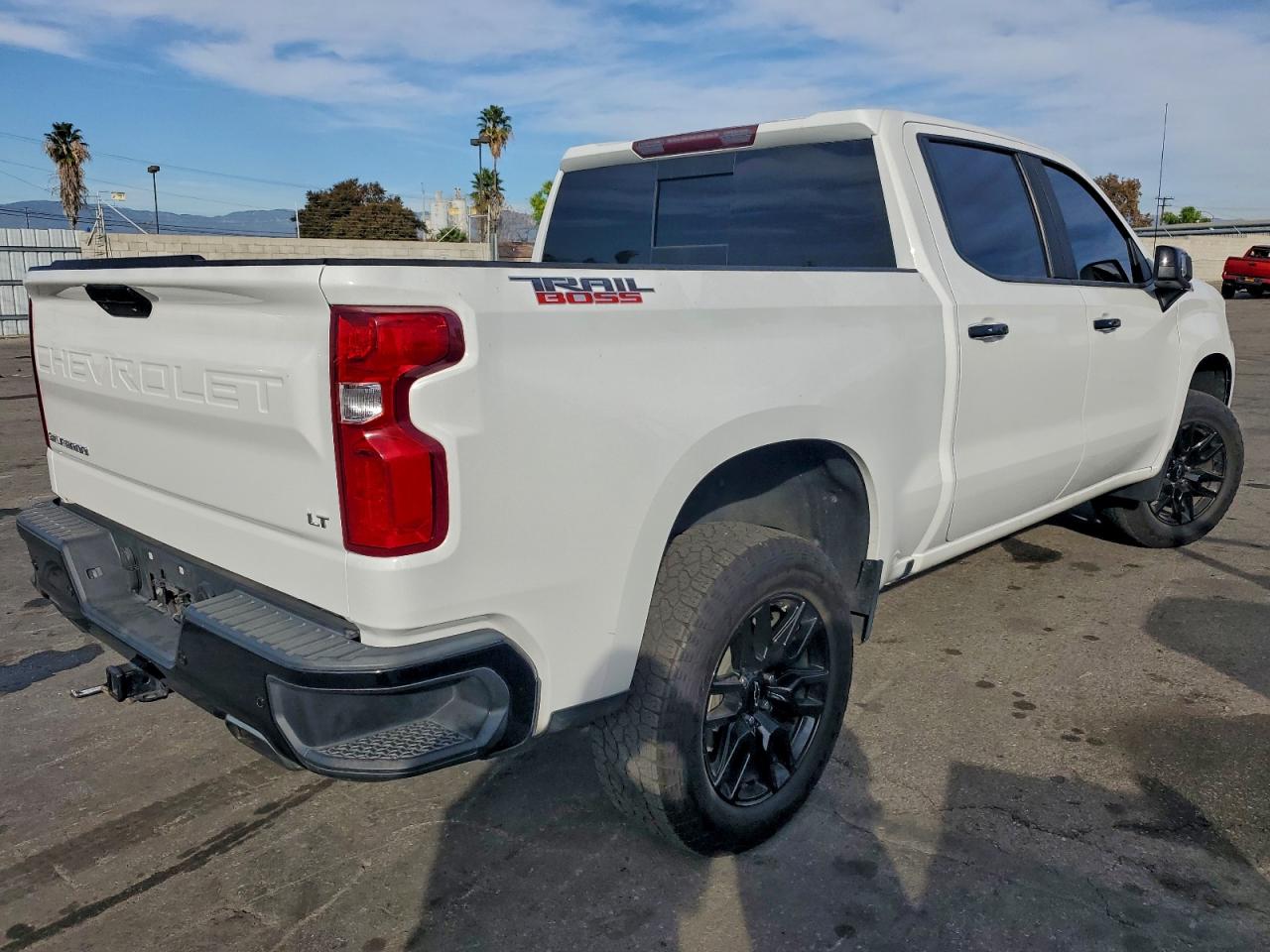 Chevrolet Silverado K1500 Lt Trail Boss Image 9