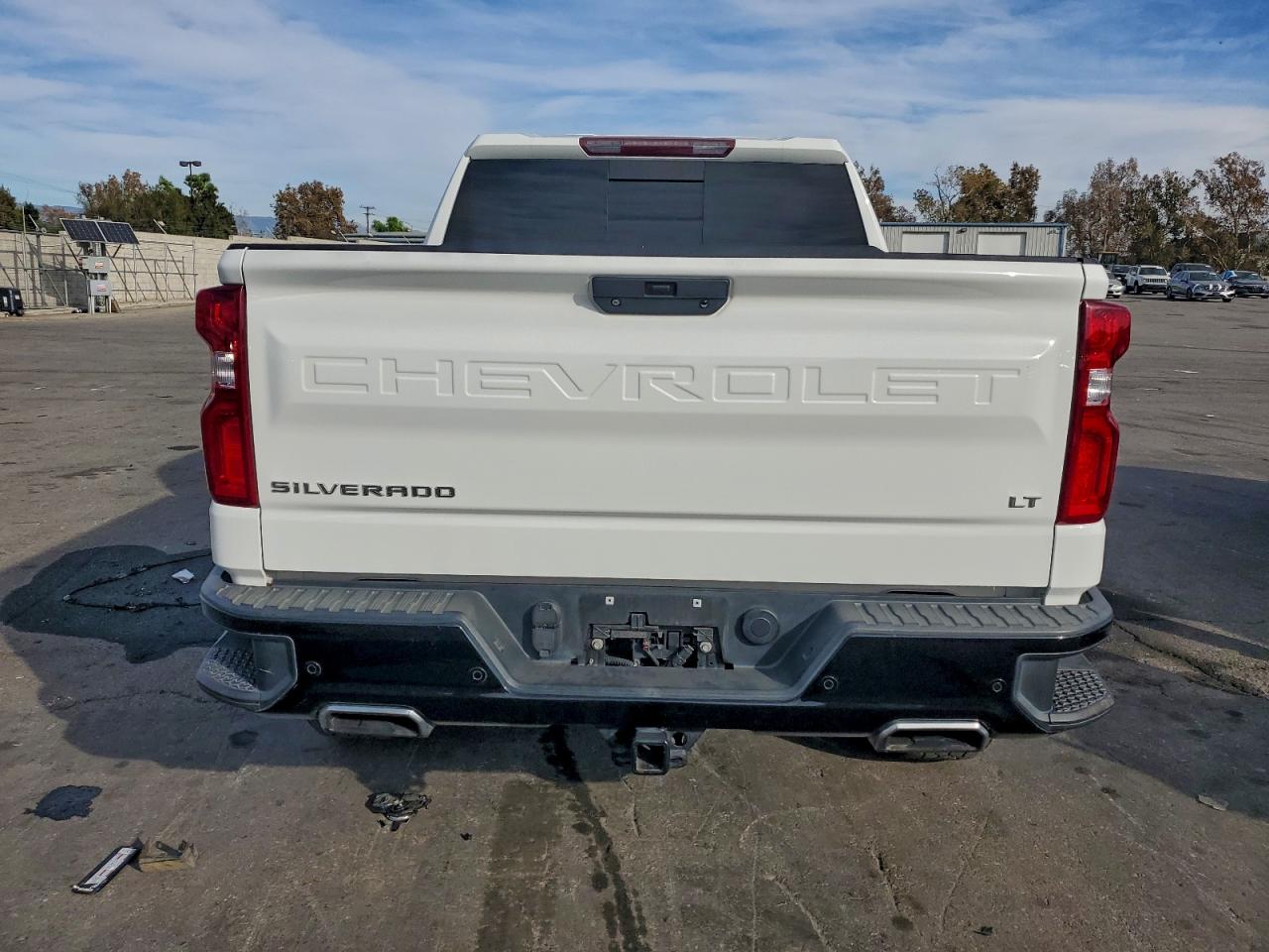 Chevrolet Silverado K1500 Lt Trail Boss Image 3