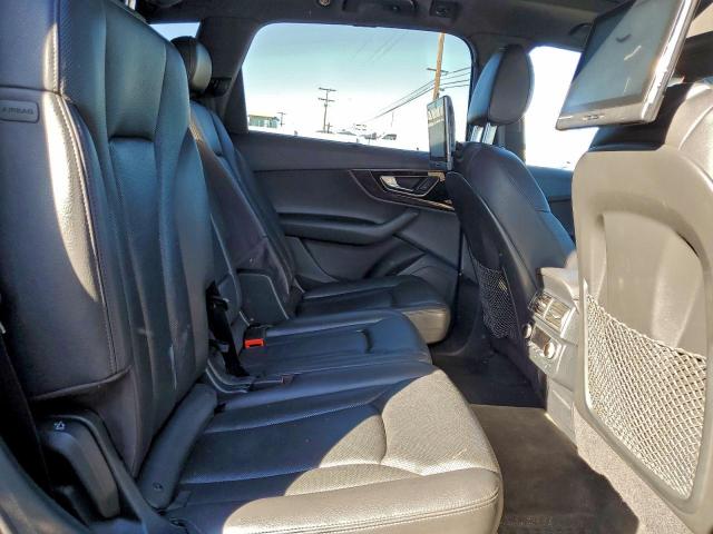 Audi Q7 Premium Plus Image 11