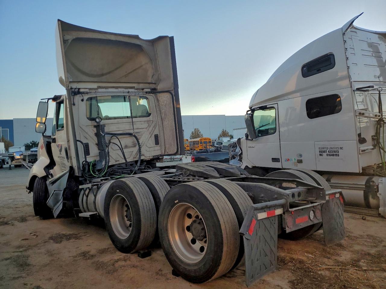 International Prostar Image 4