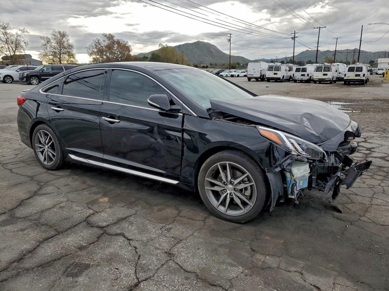 Hyundai SONATA Sport Image 4