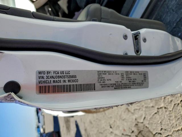 Jeep Compass Latitude Image 8