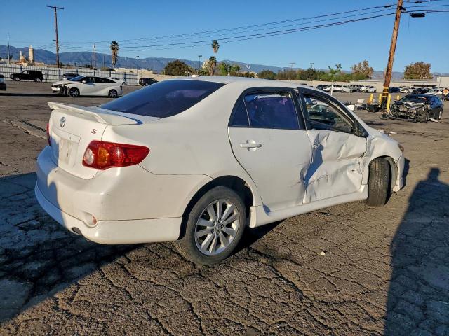 Toyota Corolla Base Image 2