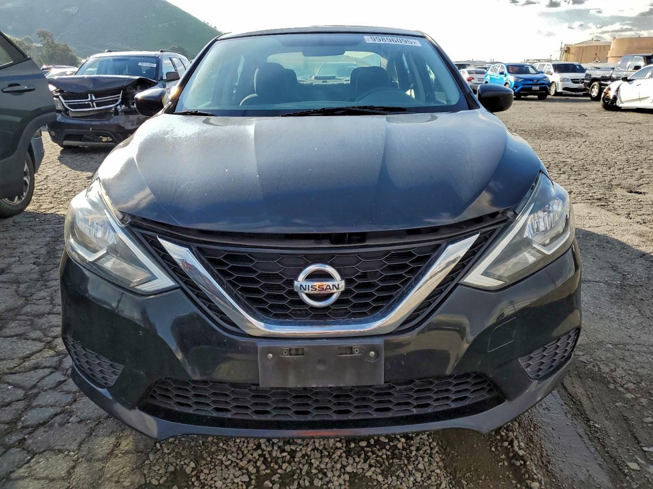 Nissan Sentra S Image 5