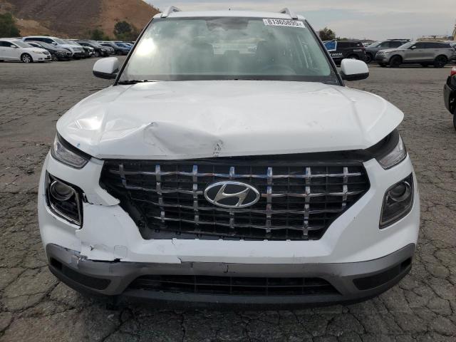 Hyundai VENUE Sel Image 4