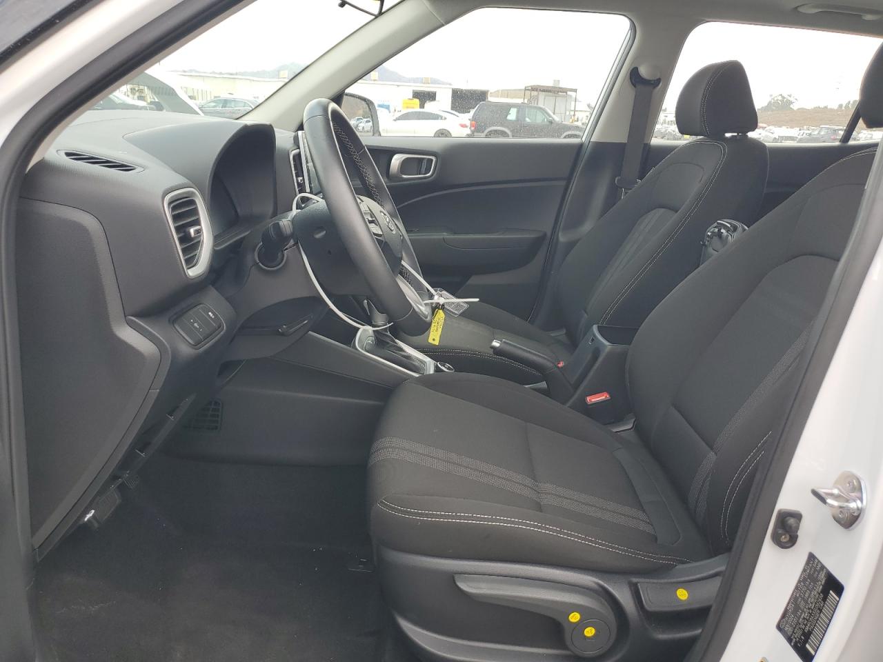 Hyundai VENUE Sel Image 9