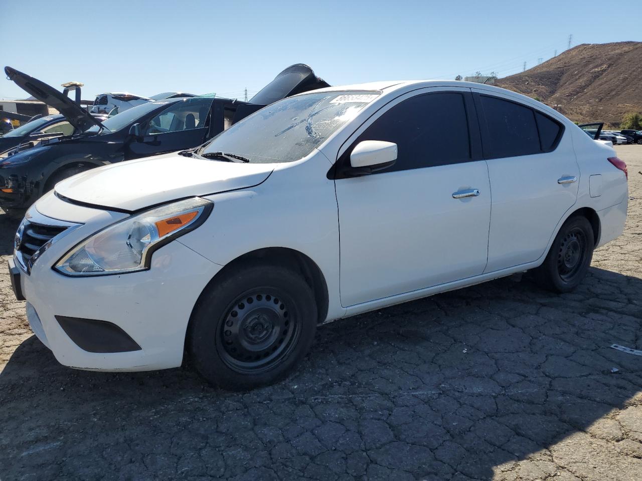 Nissan Versa S Image 1