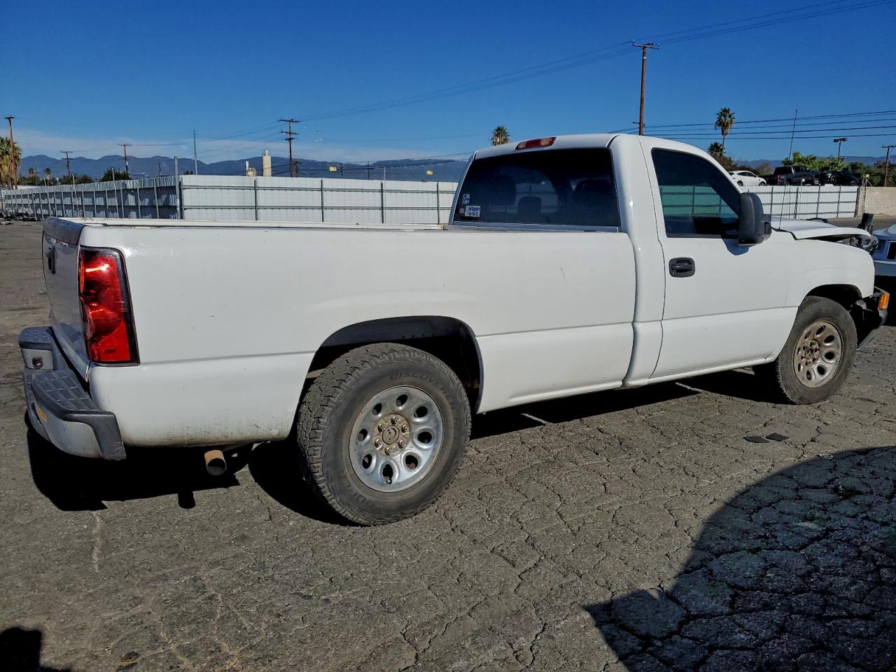 Chevrolet Silverado C1500 Classic Image 12