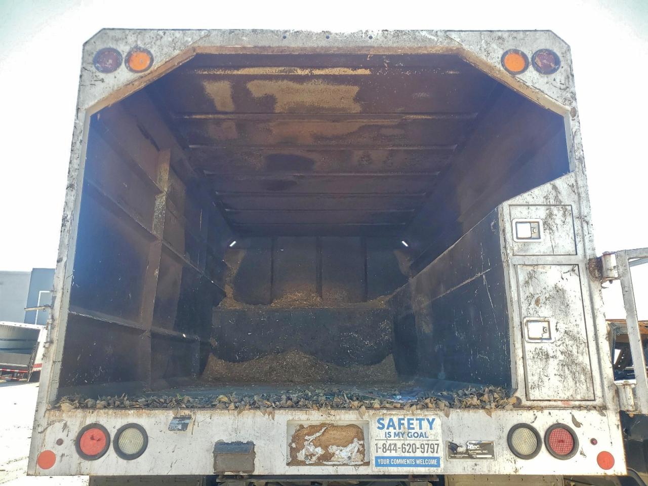 Ford F-750 Super Duty Image 7