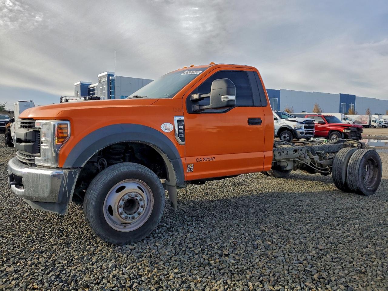 Ford F-550 Super Duty Image 1