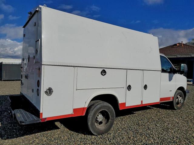 Chevrolet Express Image 13