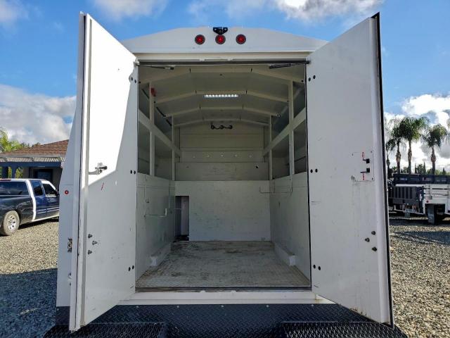 Chevrolet Express Image 3