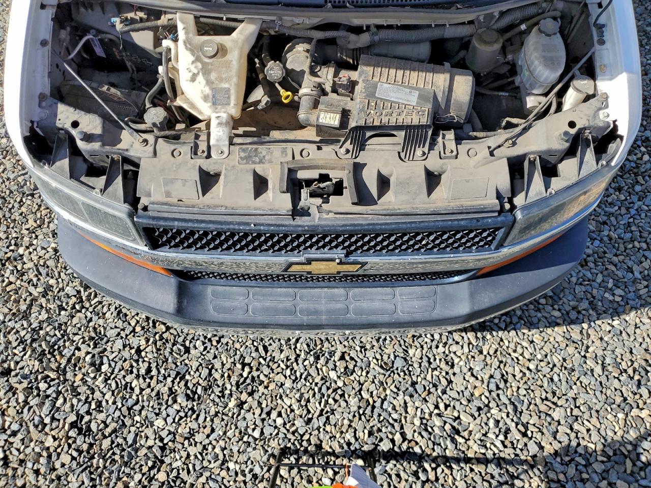 Chevrolet Express Image 8