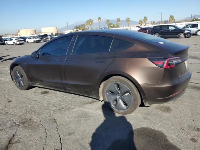 Tesla Model 3 Image 4