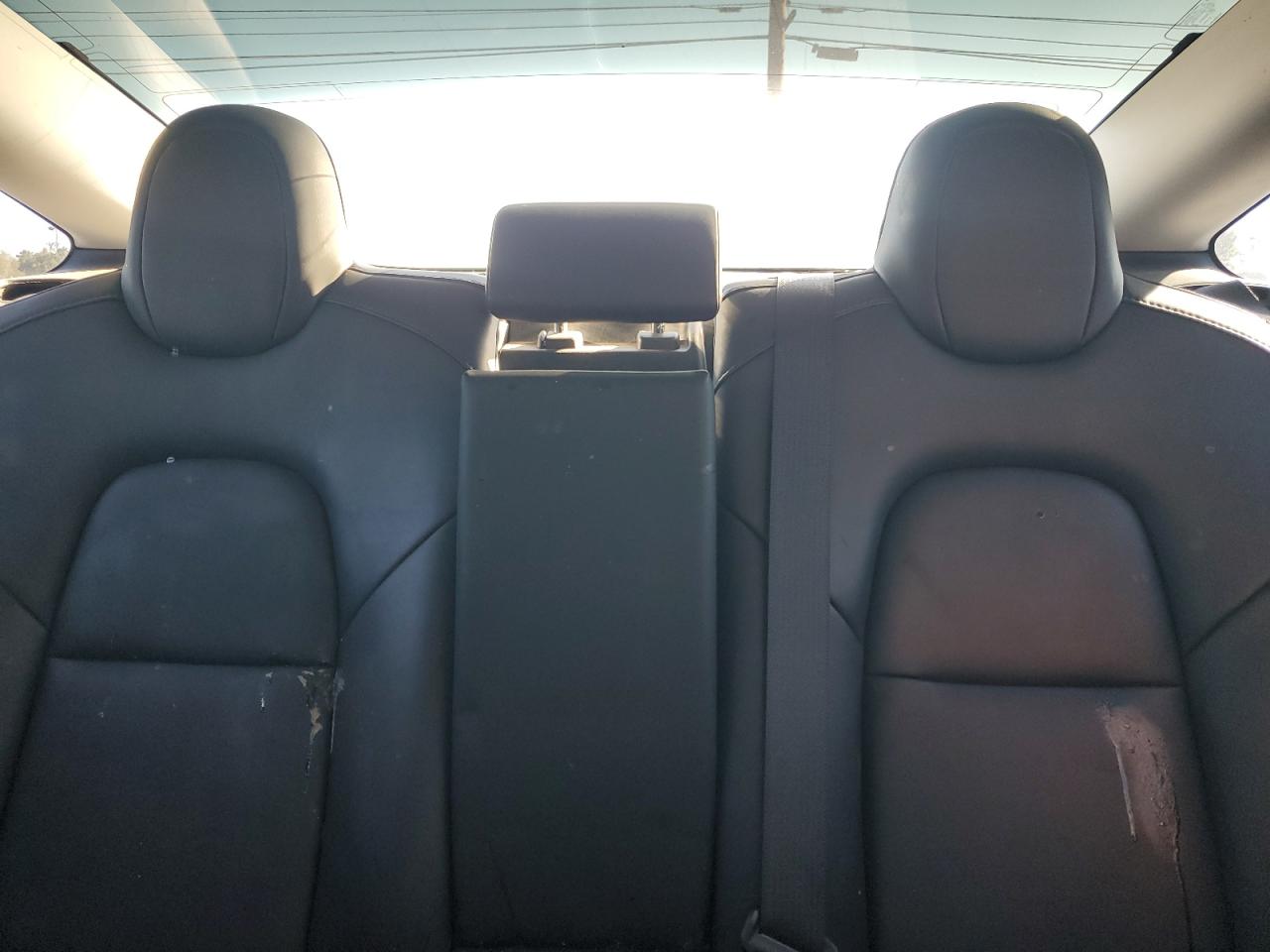 Tesla Model 3 Image 11