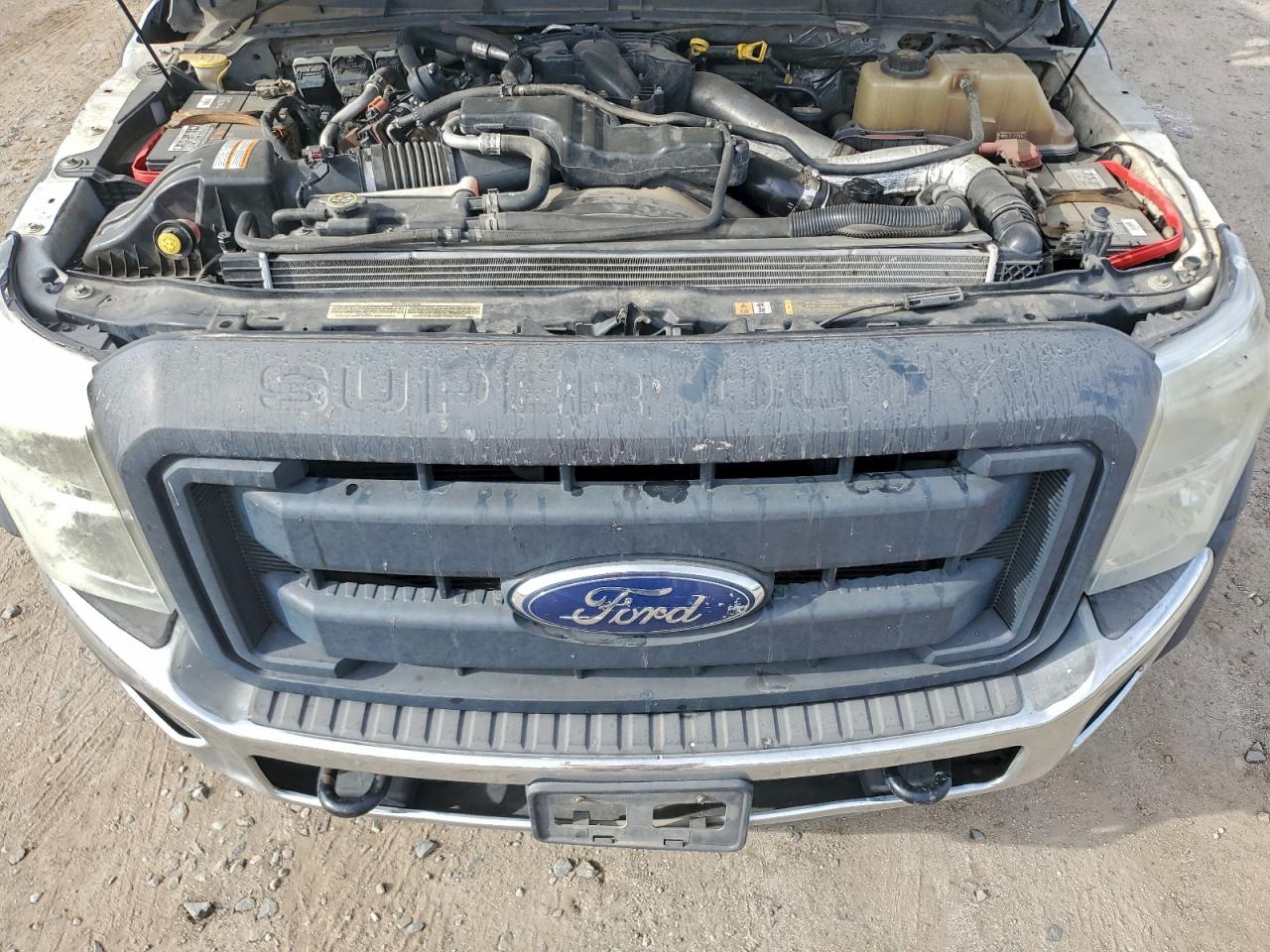 Ford F-550 Super Duty Image 13