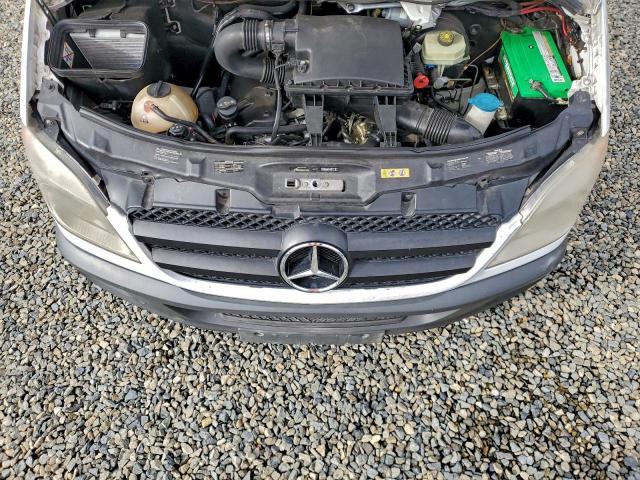 Mercedes-Benz Sprinter 3500 Image 11