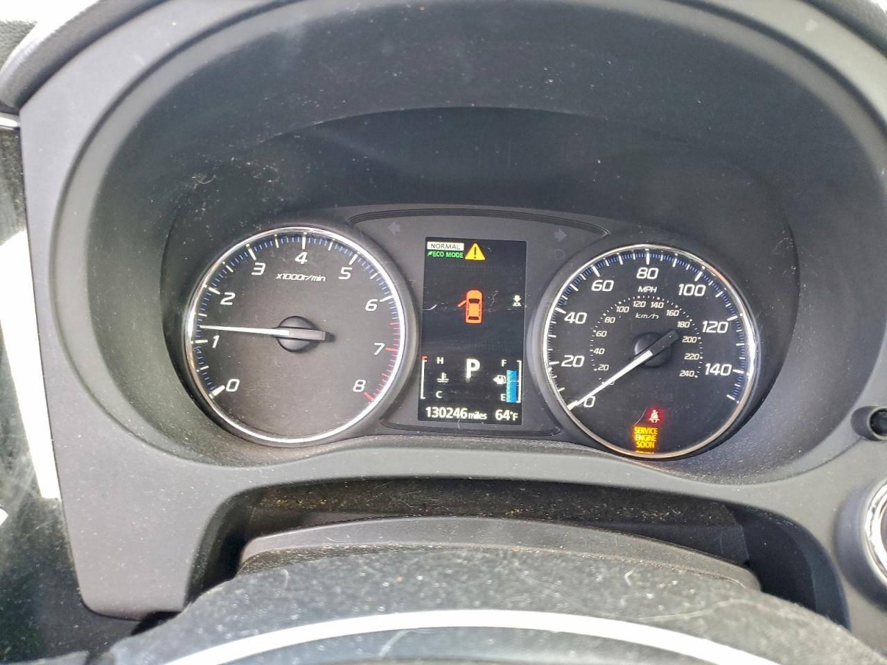 Mitsubishi Outlander Se Image 8