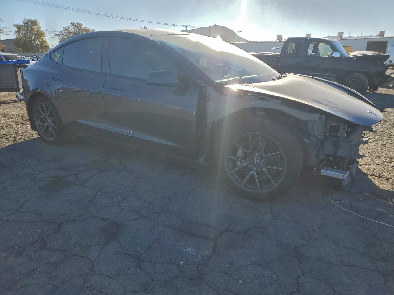 Tesla Model 3 Image 4