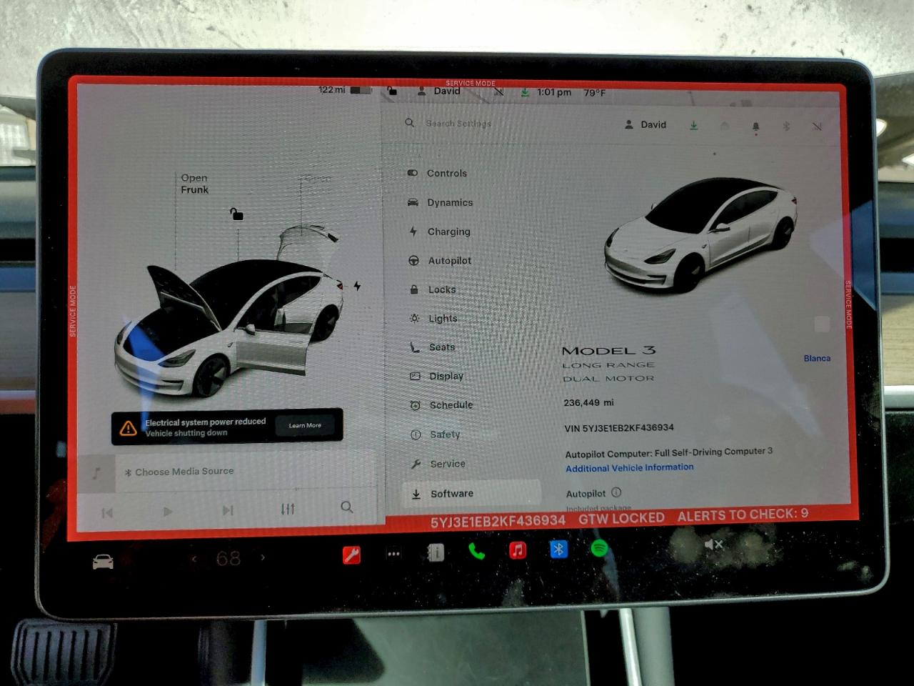 Tesla Model 3 Image 10