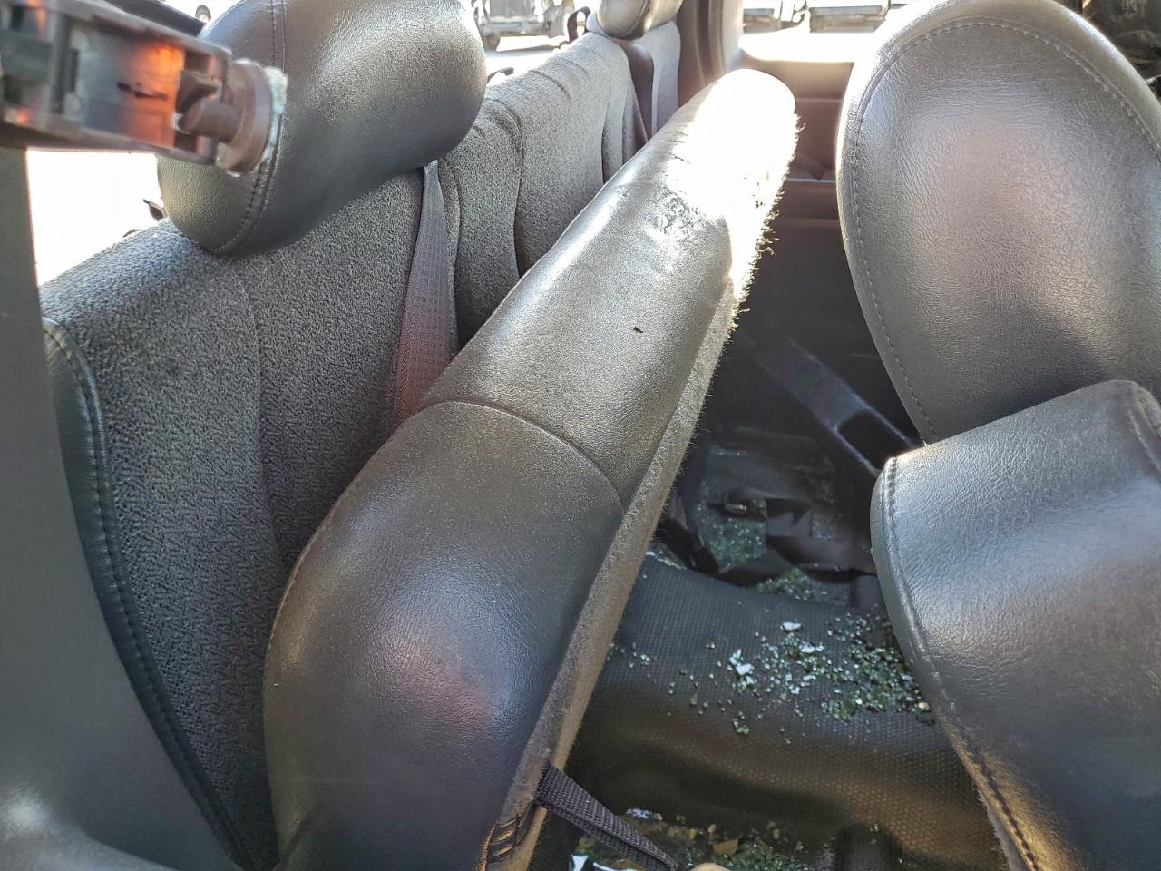 Chevrolet Silverado C1500 Image 10