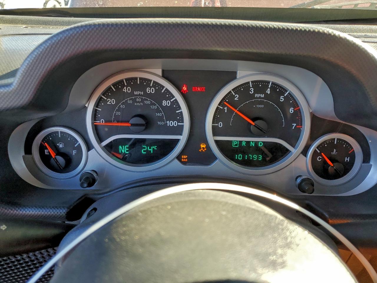 Jeep Wrangler Sport Image 10