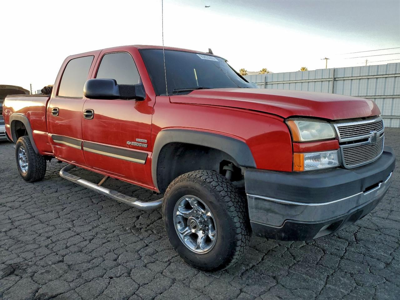 Chevrolet Silverado C2500 Heavy Duty Image 6