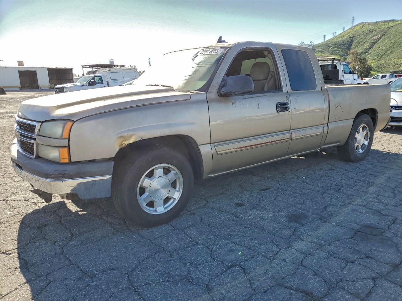 Chevrolet Silverado C1500 Image 1