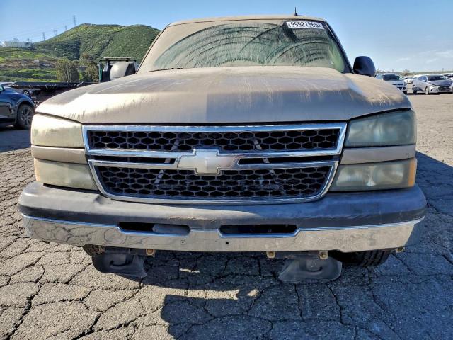 Chevrolet Silverado C1500 Image 4