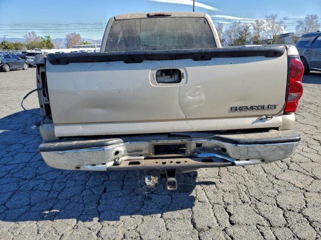 Chevrolet Silverado C1500 Image 5