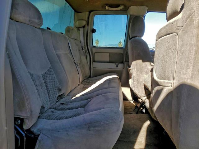 Chevrolet Silverado C1500 Image 8