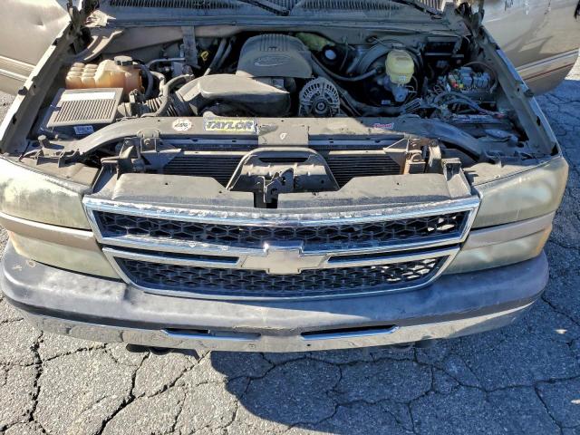 Chevrolet Silverado C1500 Image 9