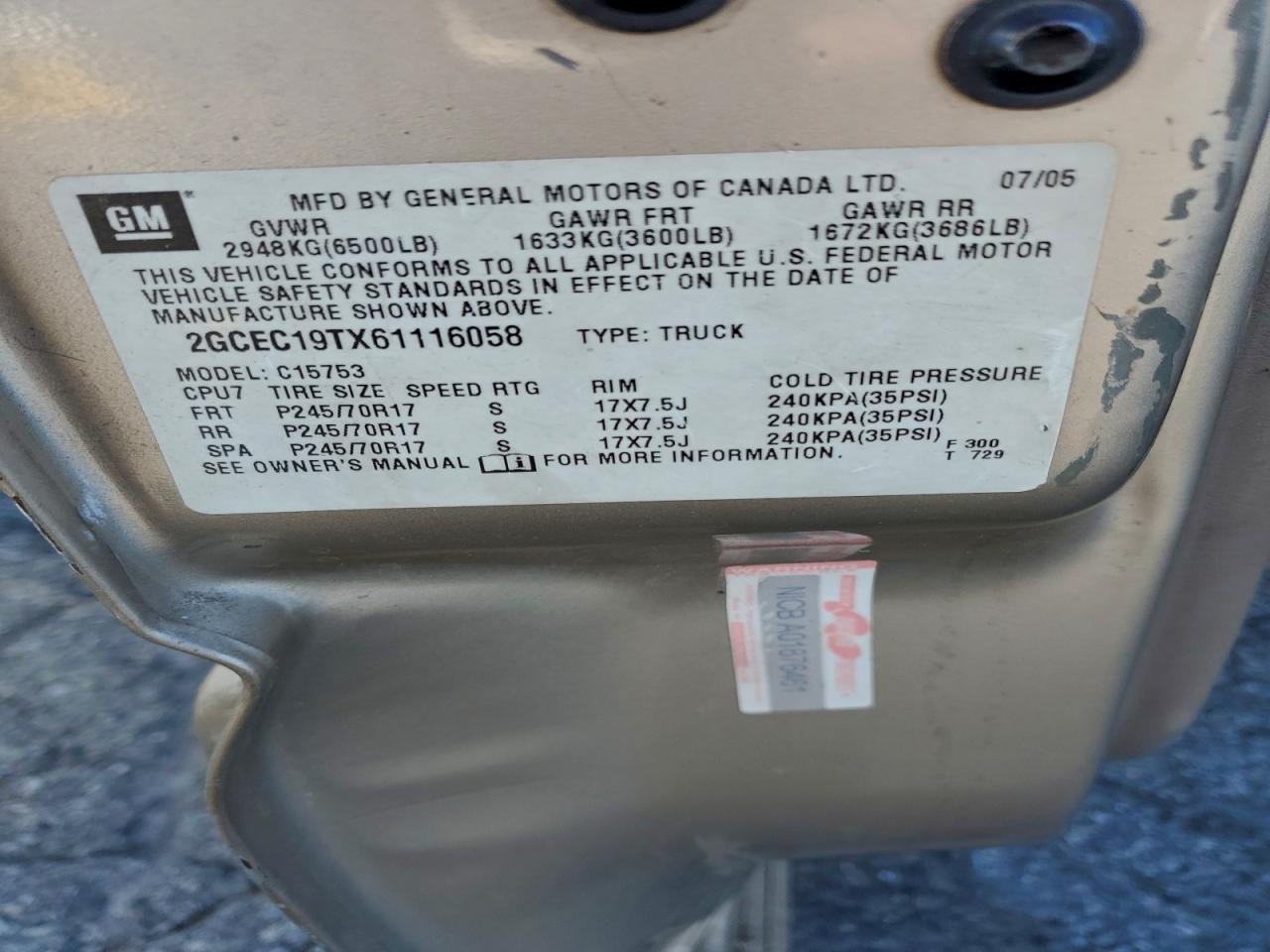 Chevrolet Silverado C1500 Image 11