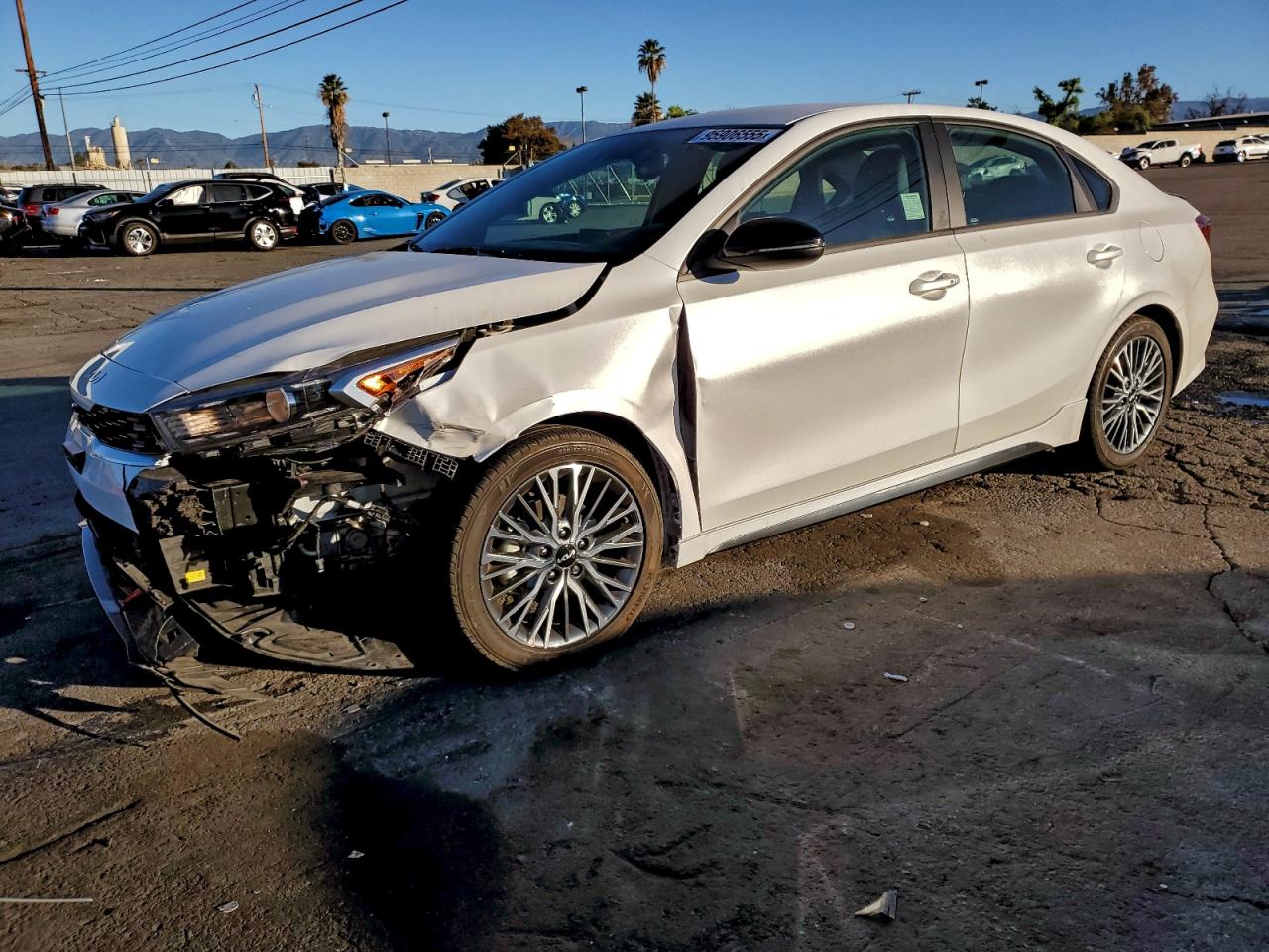 Kia Forte Gt Line Image 1
