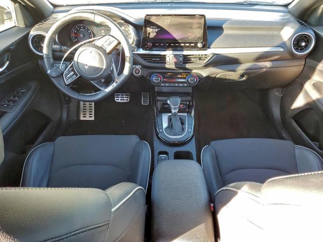 Kia Forte Gt Line Image 9