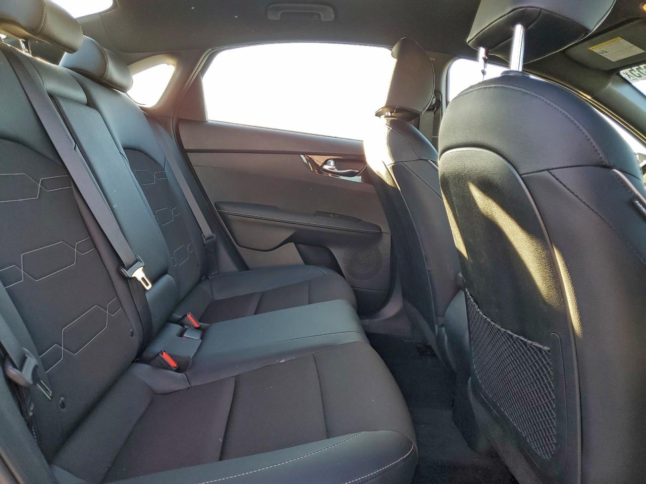 Kia Forte Gt Line Image 10